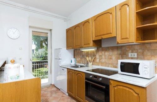 Marcana Apartment | Spacious and cozy apartment with garden near Pula