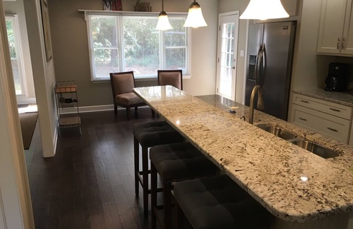 Tyrone House | SPACIOUS AND COZY RANCH HOME