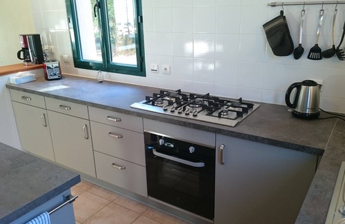 Vers-Pont-du-Gard Villa | Spacious and comfortable villa. Peaceful, rural location