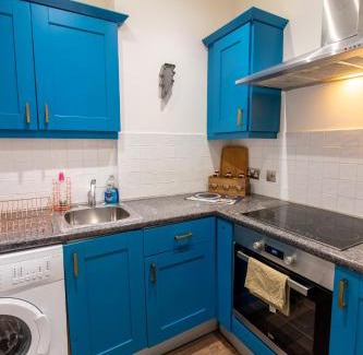 Clapham Apartment | Spacious and light flat in Clapham