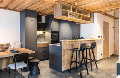 Le Chinaillon Apartment | Spacious and modern apartment with views