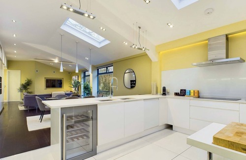 Belsize Park Apartment | Spacious and Modern Apartment near Belsize Park