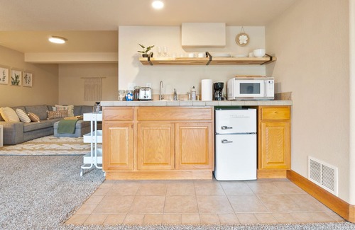 Stetson Hills Apartment | Spacious and peaceful basement apartment.