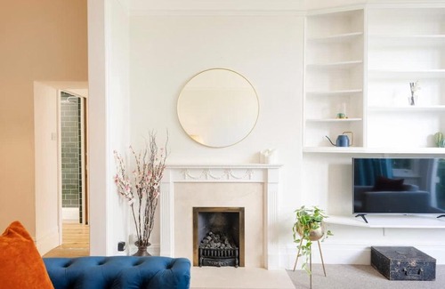 Clifton Apartment | Spacious and quiet ground floor flat
