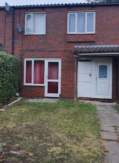 Milton Keynes House | Spacious and Serene Stay near Milton Keynes centre