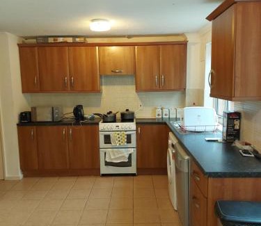 Milton Keynes House | Spacious and Serene Stay near Milton Keynes centre