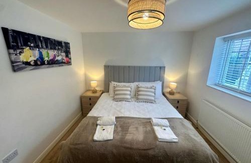Abingdon Apartment | Spacious and Welcoming one-bedroom apartment