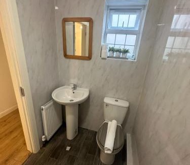 Abingdon Apartment | Spacious and Welcoming one-bedroom apartment