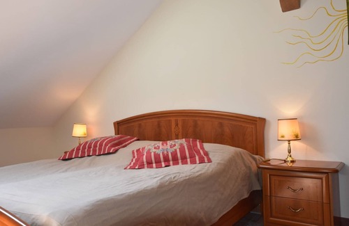 Neu Bartelshagen Apartment | Spacious Apartment in Buschenhagen with Sauna