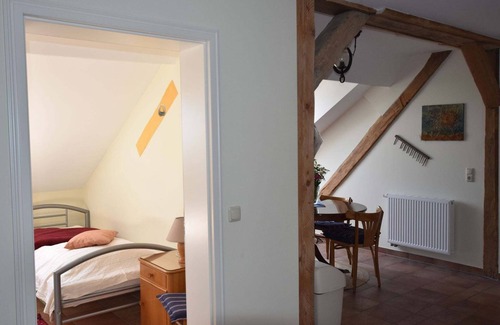 Neu Bartelshagen Apartment | Spacious Apartment in Buschenhagen with Sauna