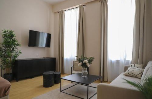 Wahring Apartment | Spacious Apartment, 3 min to U6 Alserstraße
