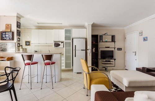 Jurere Apartment | Spacious Apartment With Pool in Jurere Chr025