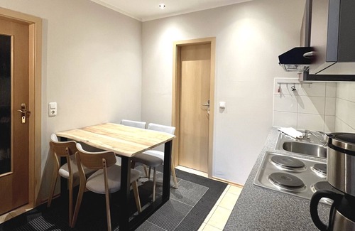 Abwinkl Apartment | Spacious apartment with sun terrace in the immediate vicinity of the lake