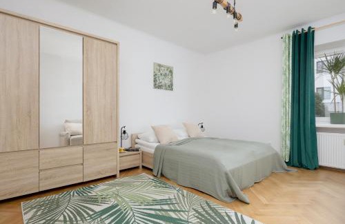 Nowe Miasto Apartment | Spacious Apartment for 6 People Near to the Old Town by Noclegi Renters
