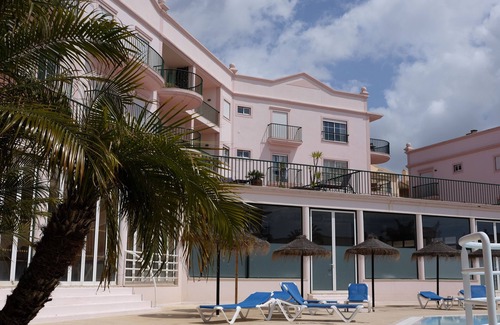 Luz Apartment | Spacious apartment. Huge balcony overlooking pools & gardens. Free WiFi. 3071/AL