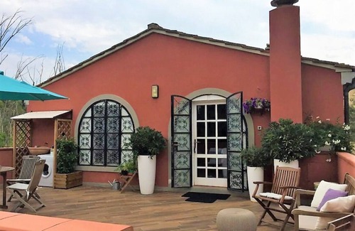 Livorno Apartment | Spacious apartment in ancient Villa w/exclusive terrace, park and seasonal pool