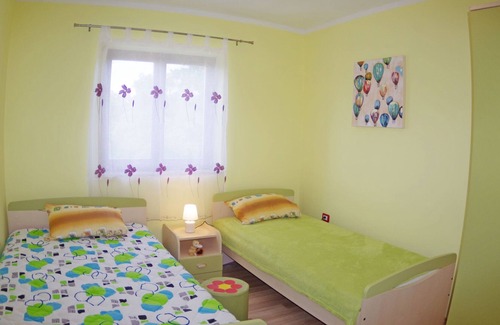 Sajini Apartment | Spacious apartment in picturesque village Bulići, Istria