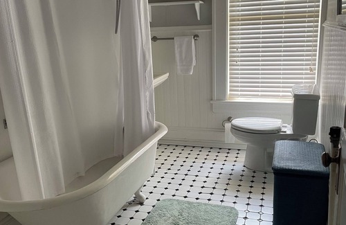 Historic Montford Apartment | Spacious apartment in Historic Montford Home.
