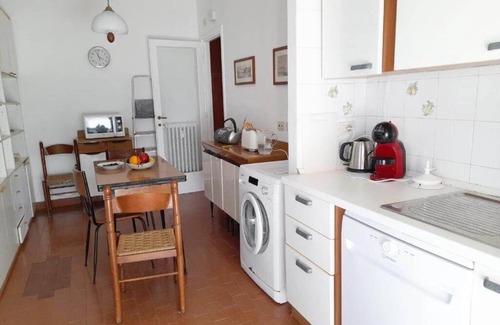 Monte Sacro Apartment | Spacious apartment with park view in Conca d'oro