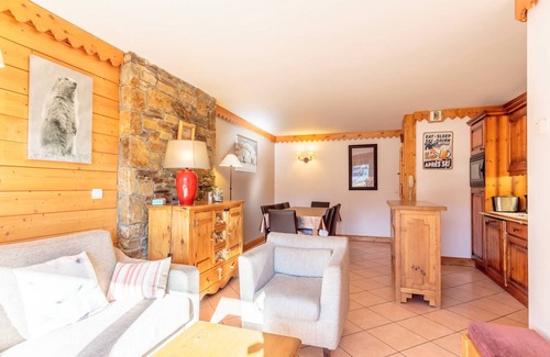 Aime Apartment | Spacious apartment with ski-in access and wellness area