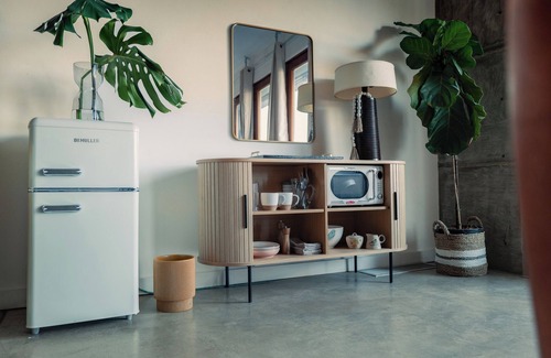 Tehachapi Apartment | Spacious Artist Loft in Tehachapi