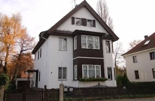Leubnitz-Neuostra Apartment | Spacious attic apartment (50m2) for 1-4 people