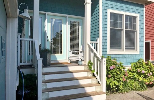 Cape Charles House | Spacious Beach House: Oystermen's Pearl: Golf Cart Included