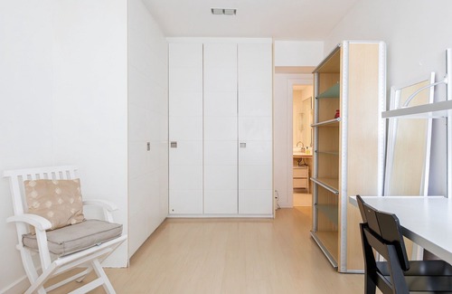 Ipanema Villa | Spacious Beachfront Apartment in Ipanema - Ipa007