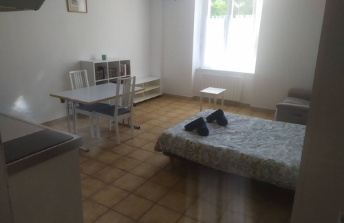 Guebwiller Apartment | SPACIOUS, BRAND-NEW, VERY BRIGHT AND TASTEFULLY DECORATED KESSLER STUDIO.
