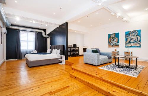 Cape Town City Centre Apartment | Spacious Bree Street Apartment in City Centre - De Oude Shuur