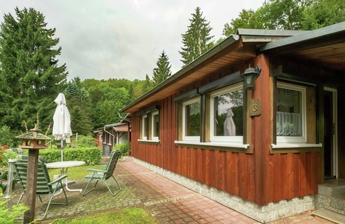 Neustadt/Harz House | Spacious Bungalow in Neustadt Germany with Garden