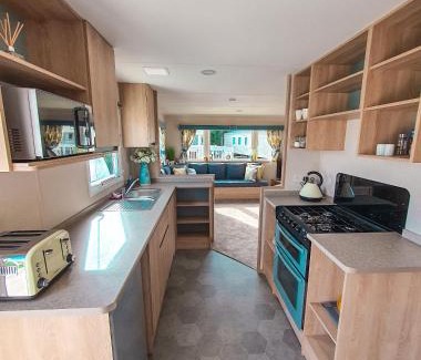 Grimsby House | Spacious Caravan - Thorpe Park Cleethorpes