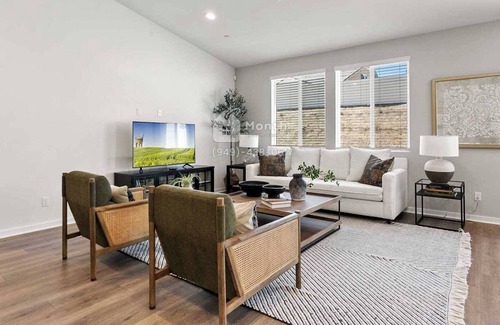 Lancaster House | Spacious Castle on Ave L12 #41796