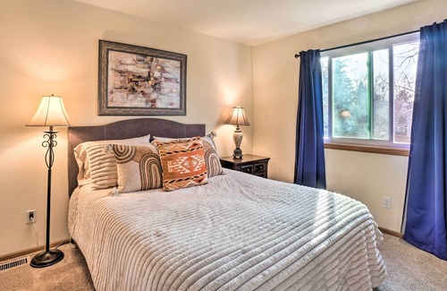 Centennial House | Spacious Centennial Haven ~ 18 Mi to Dtwn Denver!