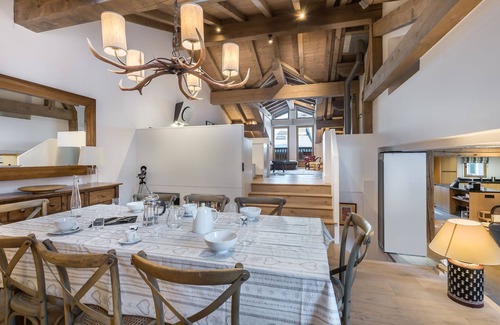 Le Praz Ski Chalet | Spacious Chalet in the Heart of Courchevel Village with Modern Amenities