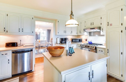Cape Charles House | Spacious Cheriton Home: 8 Mi to Cape Charles!