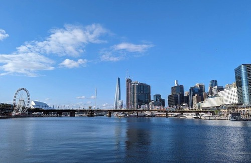 Kings Cross Apartment | Spacious City Pad with Pool and Spa