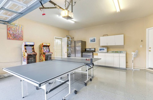 Clovis House | Spacious Clovis Vacation Rental w/Outdoor Oasis!