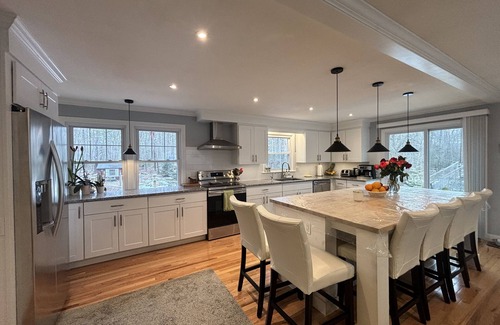 Southern Coast House | Spacious Coastal Retreat for 8—Pool, Woods & Near 4 Beaches