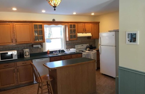 Franconia House | Spacious Comfortable Home, ideal for groups in Franconia Notch