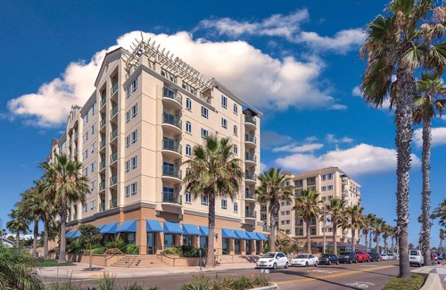 Townsite Resort | Spacious Condo Across from the Pier w/Beach Access, Resort Pool & Free WiFi
