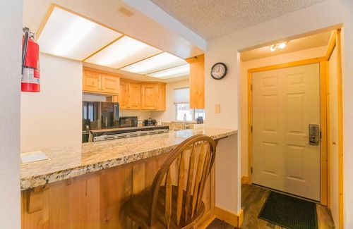 Island Park Condo | Spacious condo near the National Parks