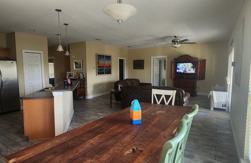 Horseshoe Beach Condo | Spacious Condo with beautiful view 3 bedroom/2.5 bathroom