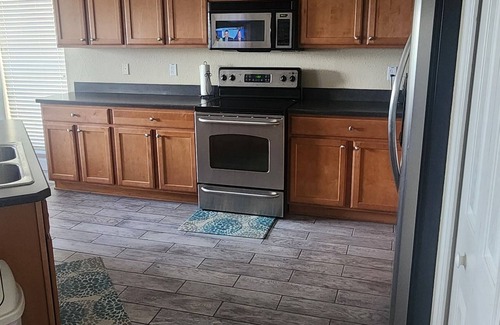 Horseshoe Beach Condo | Spacious Condo with beautiful view 3 bedroom/2.5 bathroom