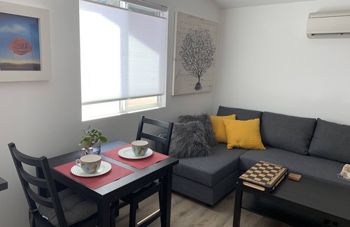 Agoura Hills House | Spacious Contemporary 1bd in nature near Malibu