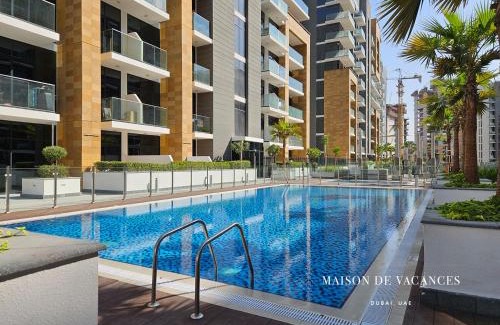 Nad Al Sheba Apartment | Spacious Corner 1 Bedroom 10mins from Dubai Mall
