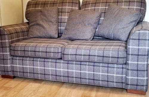 Rochdale Apartment | Spacious Cosy King Bed Flat Free Wi-Fi & Parking Rochdale