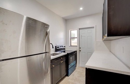 Miami Shores Apartment | Spacious Cozy 3-bedroom apartment with Wi-Fi, AC in marvelous Miami