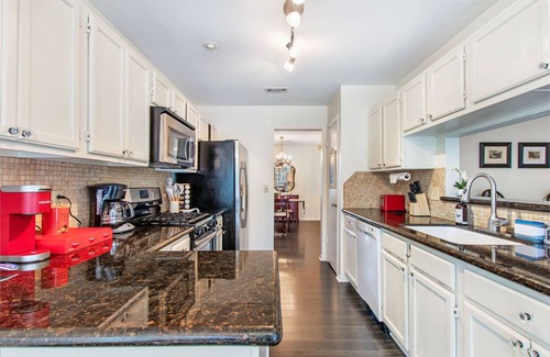 Indian Springs House | Spacious & Cozy 4BR Home in The Woodlands