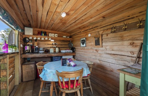 Fishguard RV Rental | Spacious Domes nestled in the heart of North Pembrokeshire. Glamping at its best